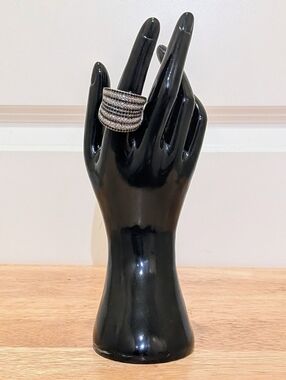 EUC 11 Y2K Silvertone Statement Cocktail Ring with Black and Clear Stones